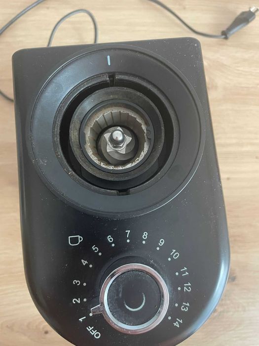 Set cafea: Espressor Samus + râșniță SilverCrest (conical burr)