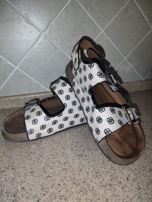 Сандали для девочки