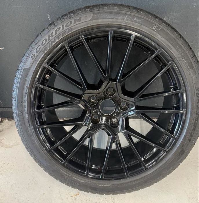 Porsche Cayenne джанти 21 цола със зимни гуми