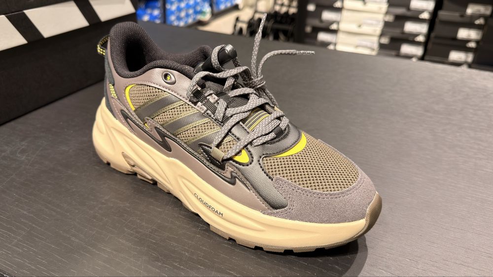 Adidas Ozwave Surge originali la cutie ( marimi 42 si 42.2/3 )