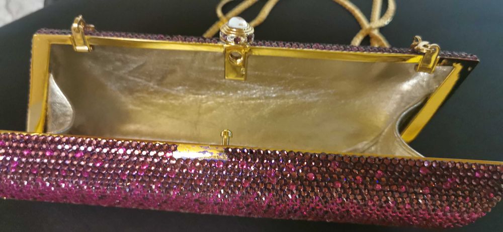 Луксозна вечерна чанта