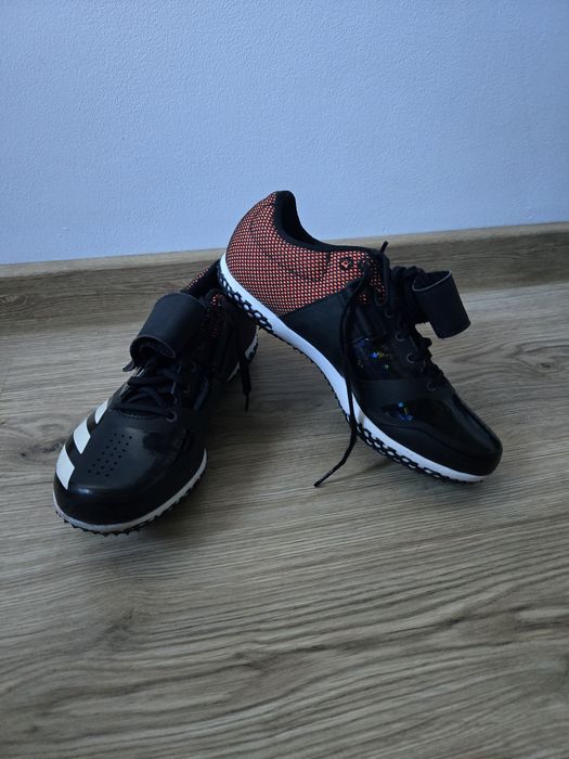 Pantofi cu cuie, săritura în înălțime