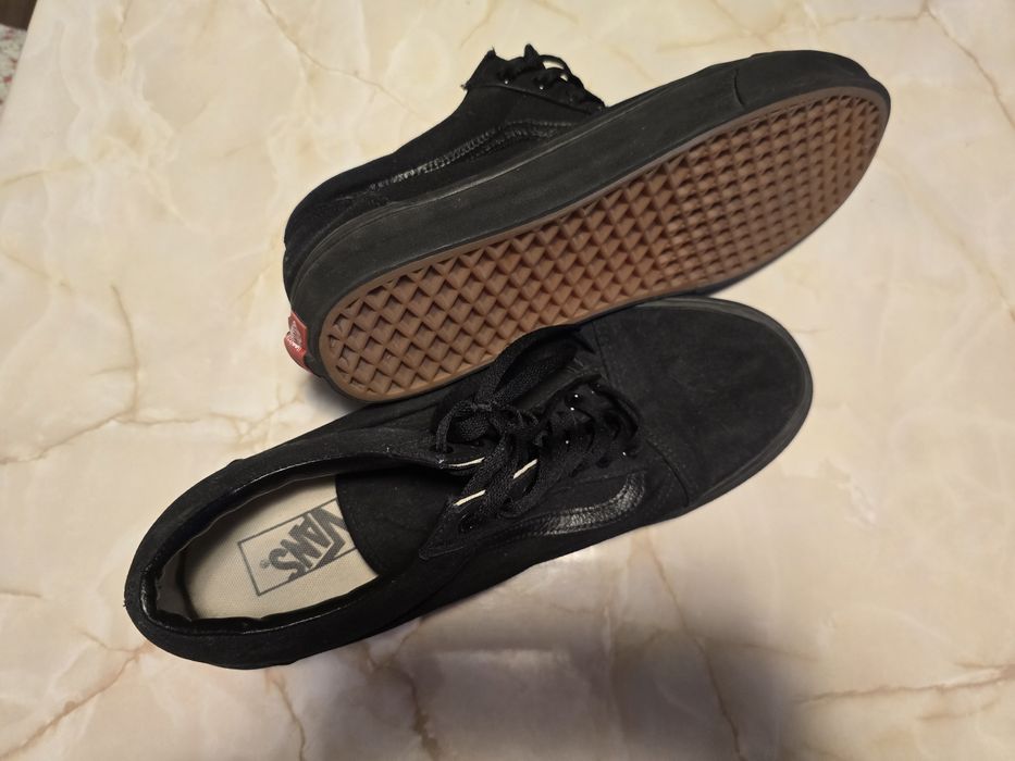 Tenesi vans aproape noi nr. 46