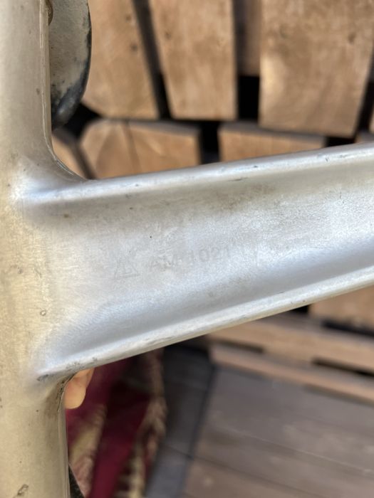 Верхний рычаг Мерседес W140 левый