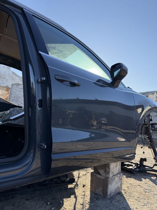 Usa dreapta fata / Portiera dreapta fata Audi Q3 83A 2019-2025