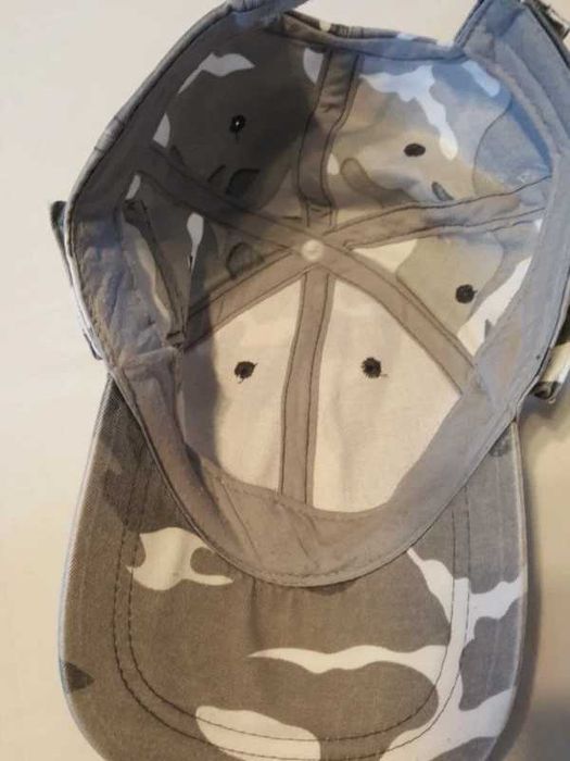 sapca camuflaj cu buzunare laterale