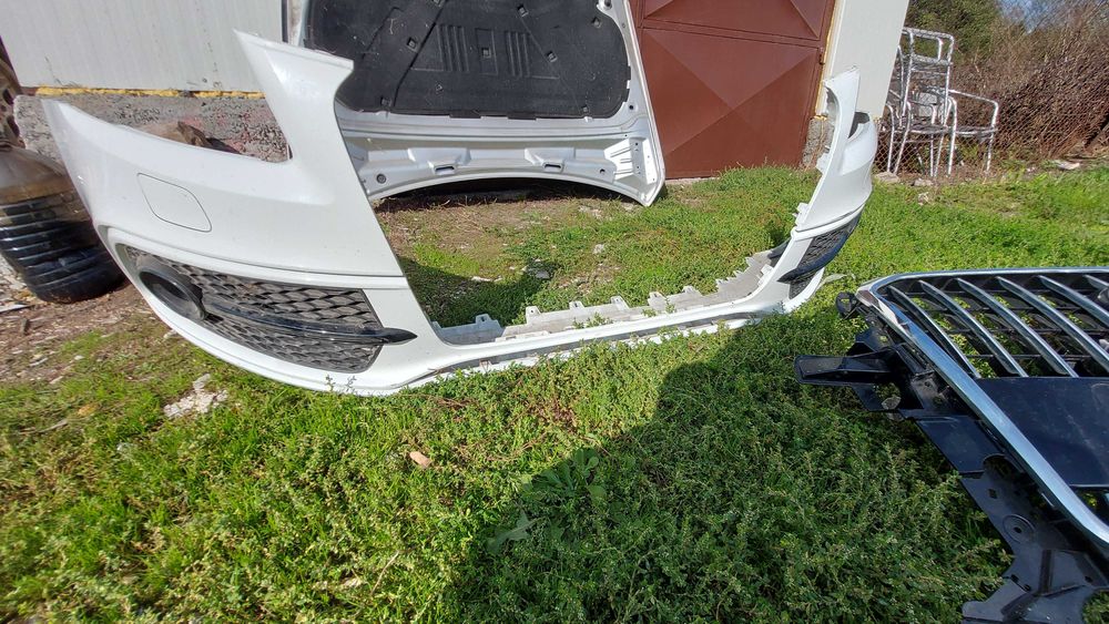 Преден капак броня и фар за Кю5 Q5