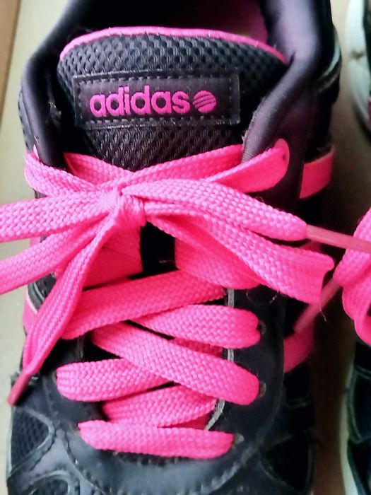 Adidasi marca Adidas originali