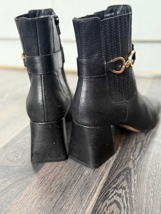 Боти на ток на марката GEOX - 37 размер