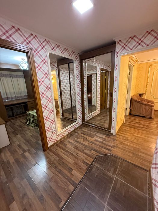 Сдается без посредников 4х комнатная квартира