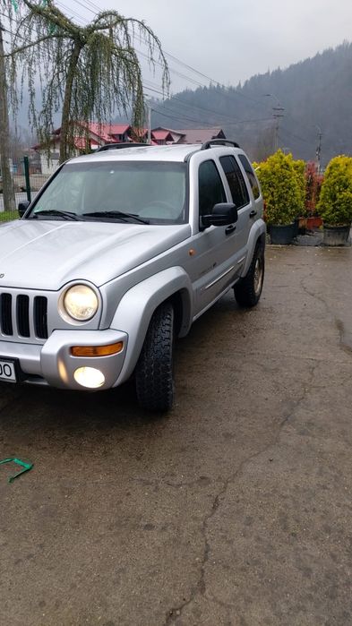 Jeep Cherokee 2003 diesel, 3.400 € — imagine 2