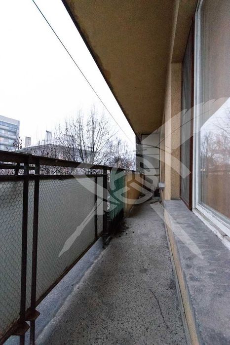 КЛЮЧ В КОМПАНИЯТА ! Тристаен апартамент в жк. Сухата река № 99123