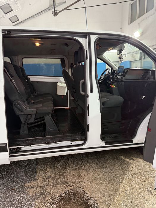 Ford Trazit Custom 8+1 L2