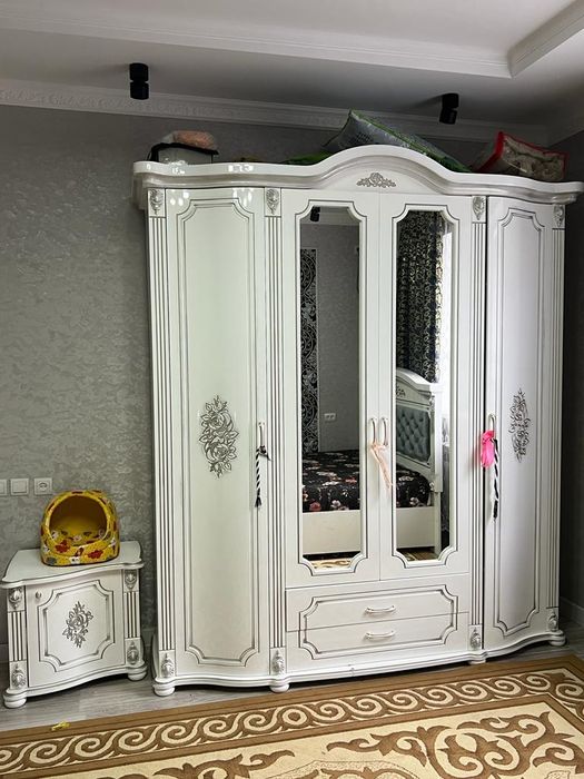 Продам спальный гарнитур 275.000тг