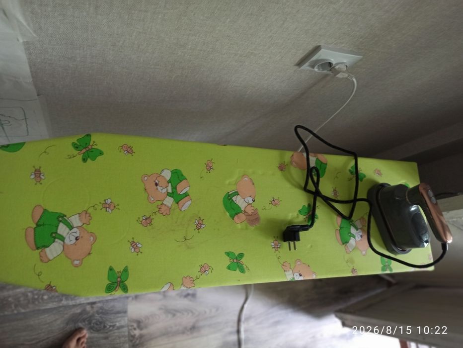Продам гладильную доску и продам утюг