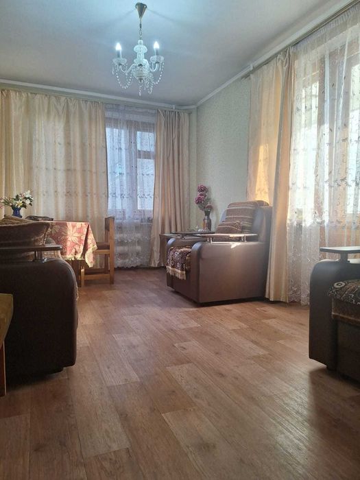 Продам 2 ком квартиру в СКГУ