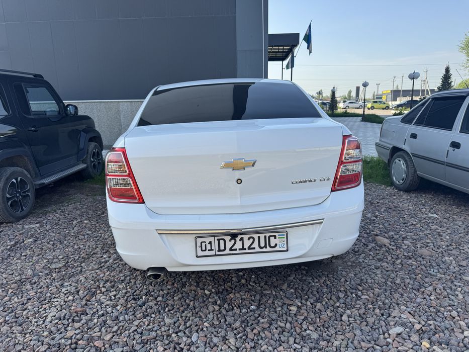 Chevrolet Cobalt 2022 — 4