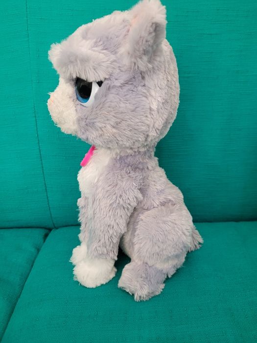 Plus interactiv Furreal pisică