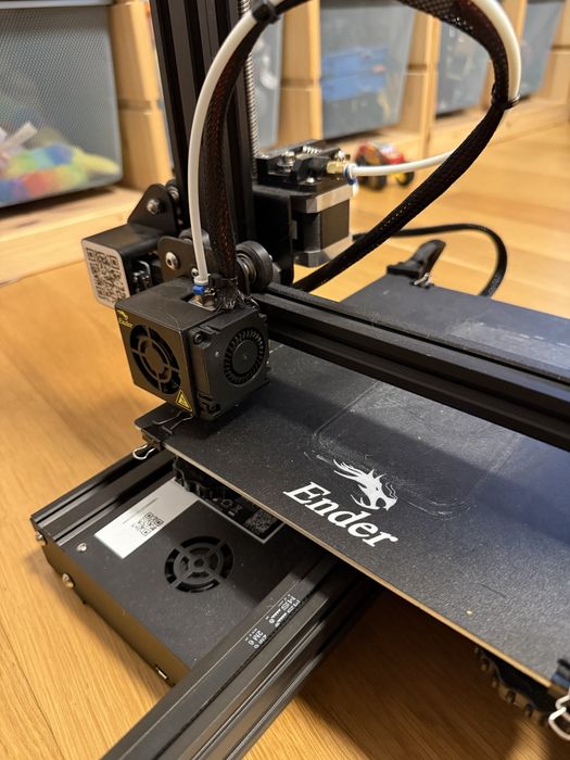 Imprimanta 3D Creately Ender 3