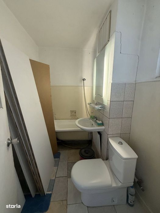 De vânzare apartament 2 camere decomandat 57 mp et 3