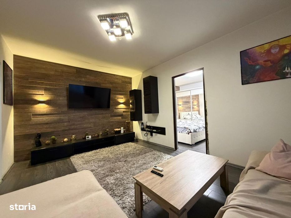 Apartament 2 camere, RENOVAT si mobilat, etaj 3, fara risc, Podu Ros