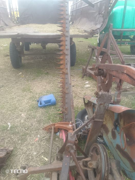 Продам    косилку