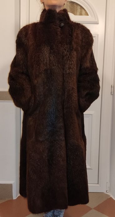 Haina blana naturala nutrie