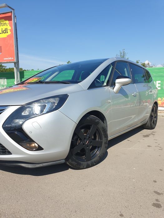 Vând Schimb Opel zafira c 2015 euro 6 diesel 1.6