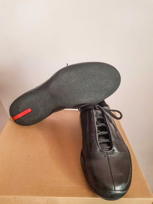 Оригинални мъжки обувки Prada