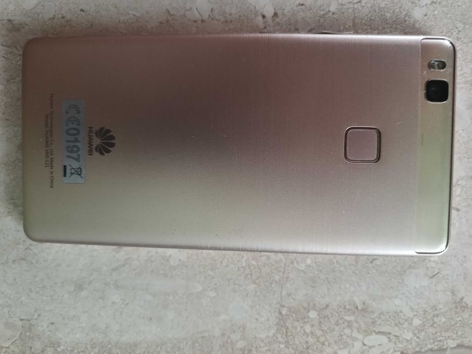 Продавам Смартфон Huawei P9 Litle