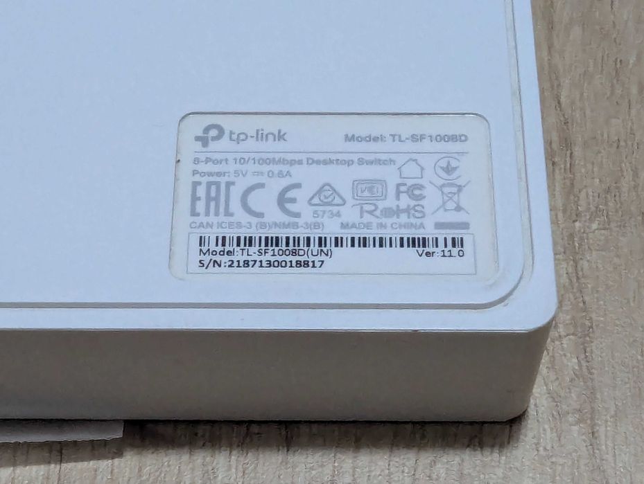 Switch TP-Link TL-SF1008D