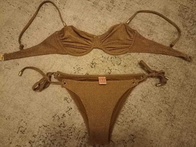 Costum de baie dama auriu M
