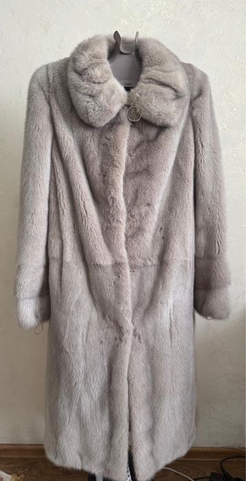 Продам норковую шубу