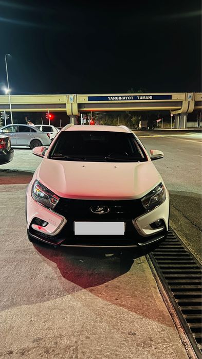 Продам Lada vesta cross.