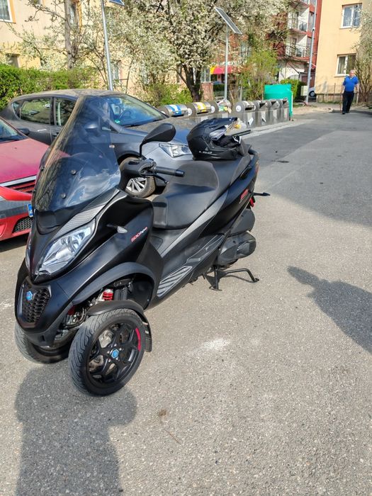 Scuter Piaggio 500