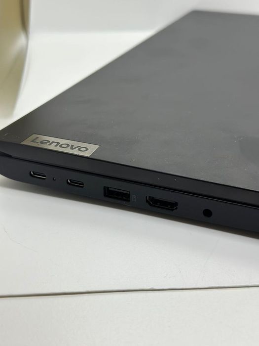 Laptop Lenovo ThinkPad, AMD Ryzen 5 7535, 16GB, 512GB SSD -A-