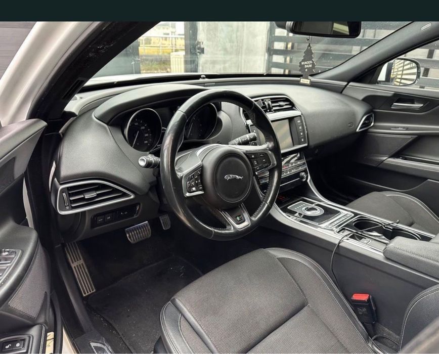 Jaguar XE 2.0 diesel 2017