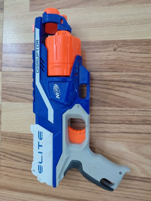 Продам Nerf Blaster