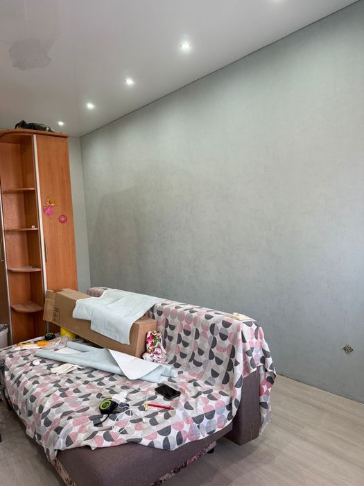 Шпаклёвка и поклейка обоев