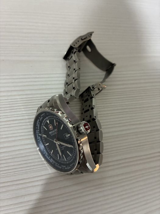 Продам часы SWISS Military HANOVA