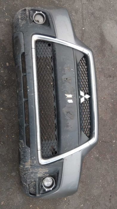 Bara fata Mitsubishi Asx an 2011