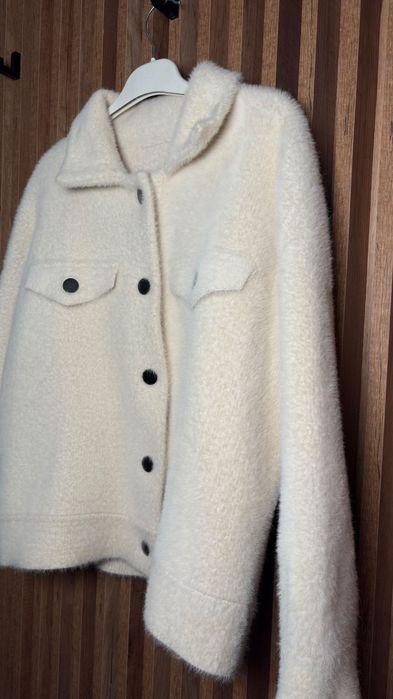 Jachetă crem din alpaca