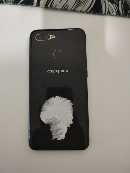 Продам телефон Oppo