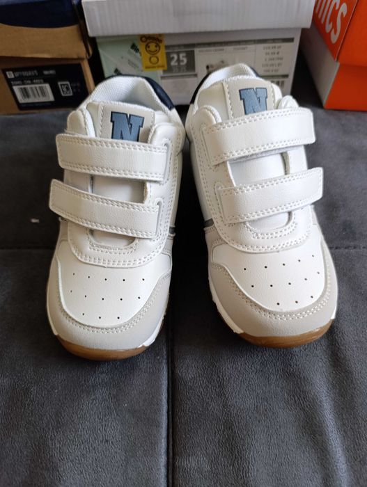 Нови обувки Cool Club 25