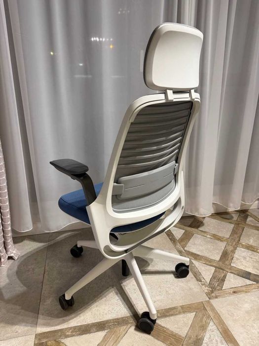 Steelcase Series 1 (stare perfectă, cu tetieră)