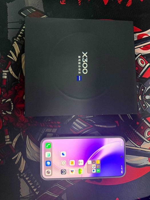 Продам Vivo x300