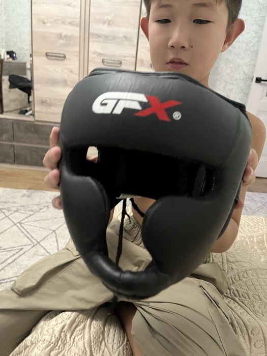 Шлем для бокса 8-9 лет