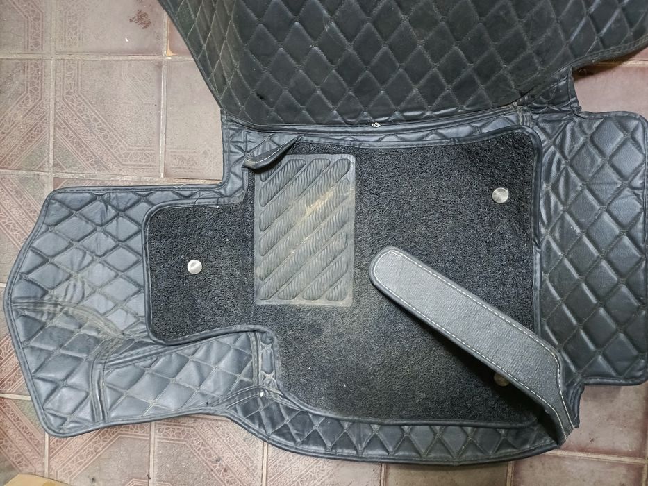 Продам полики на Камри 70-75