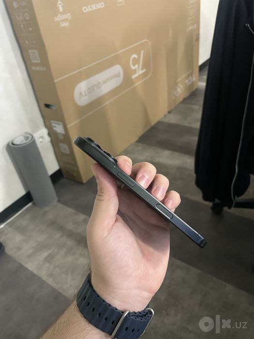 Iphone 16 pro black