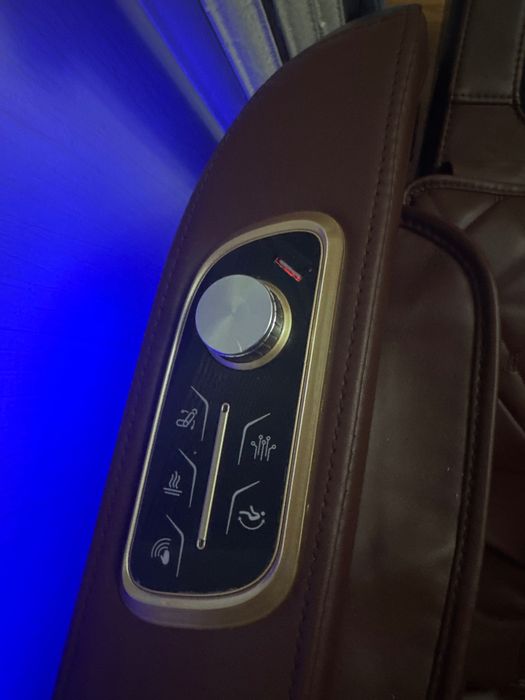 Массажное кресло Yutu